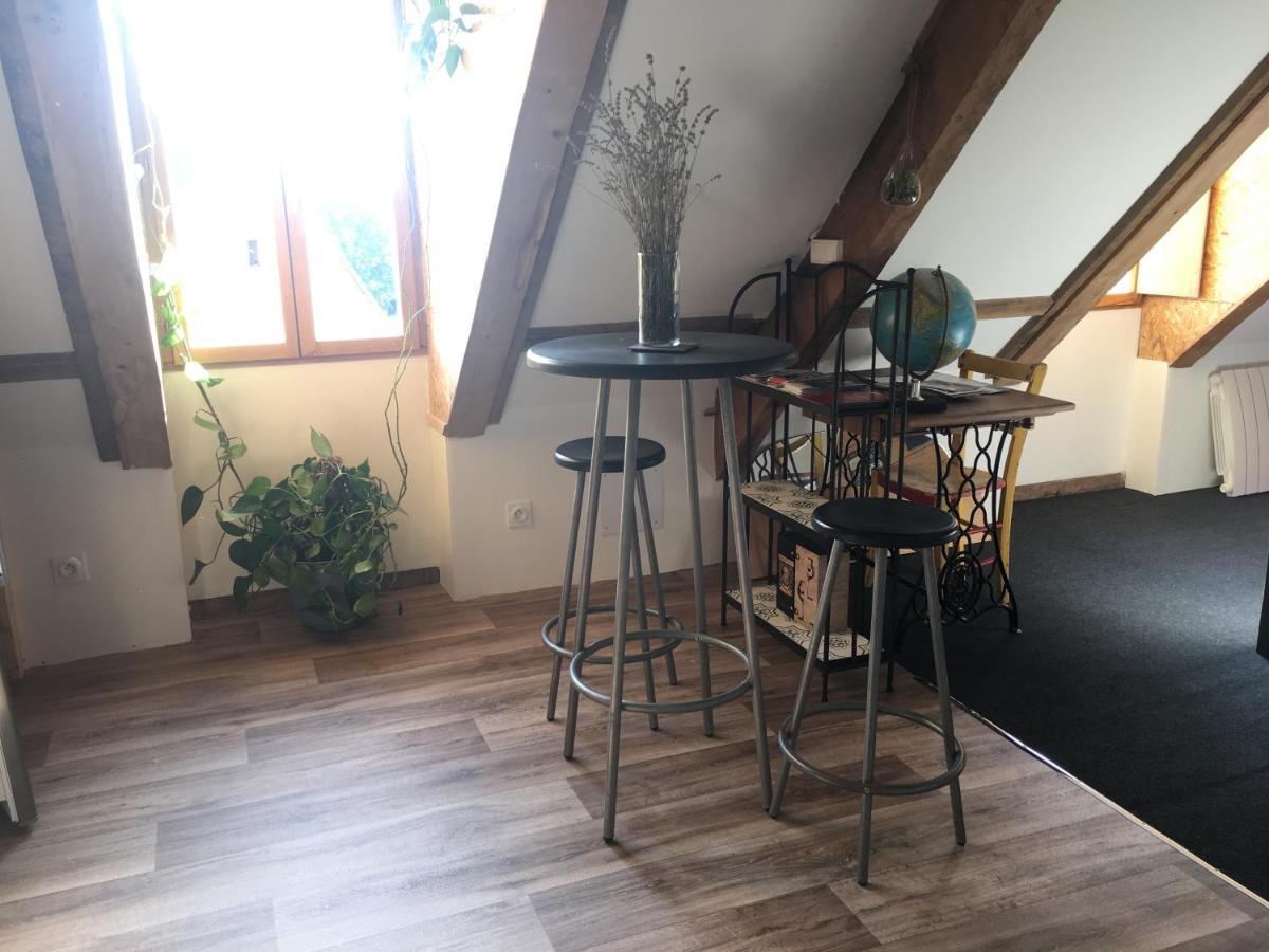 Chez Fred Avec Vue Sur Le Chateau Angles-sur-lʼAnglin المظهر الخارجي الصورة